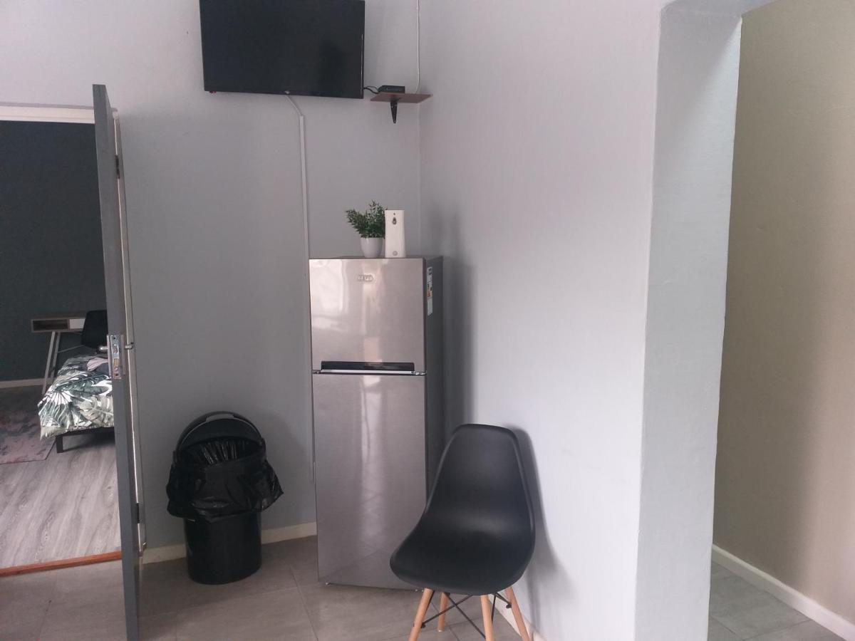 Graaff-ReinetTj Self-Cateringアパートメント エクステリア 写真